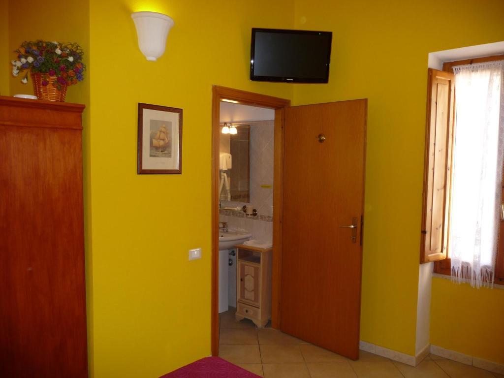 Villa Aldebaran Centro Storico Cagliari Habitación foto